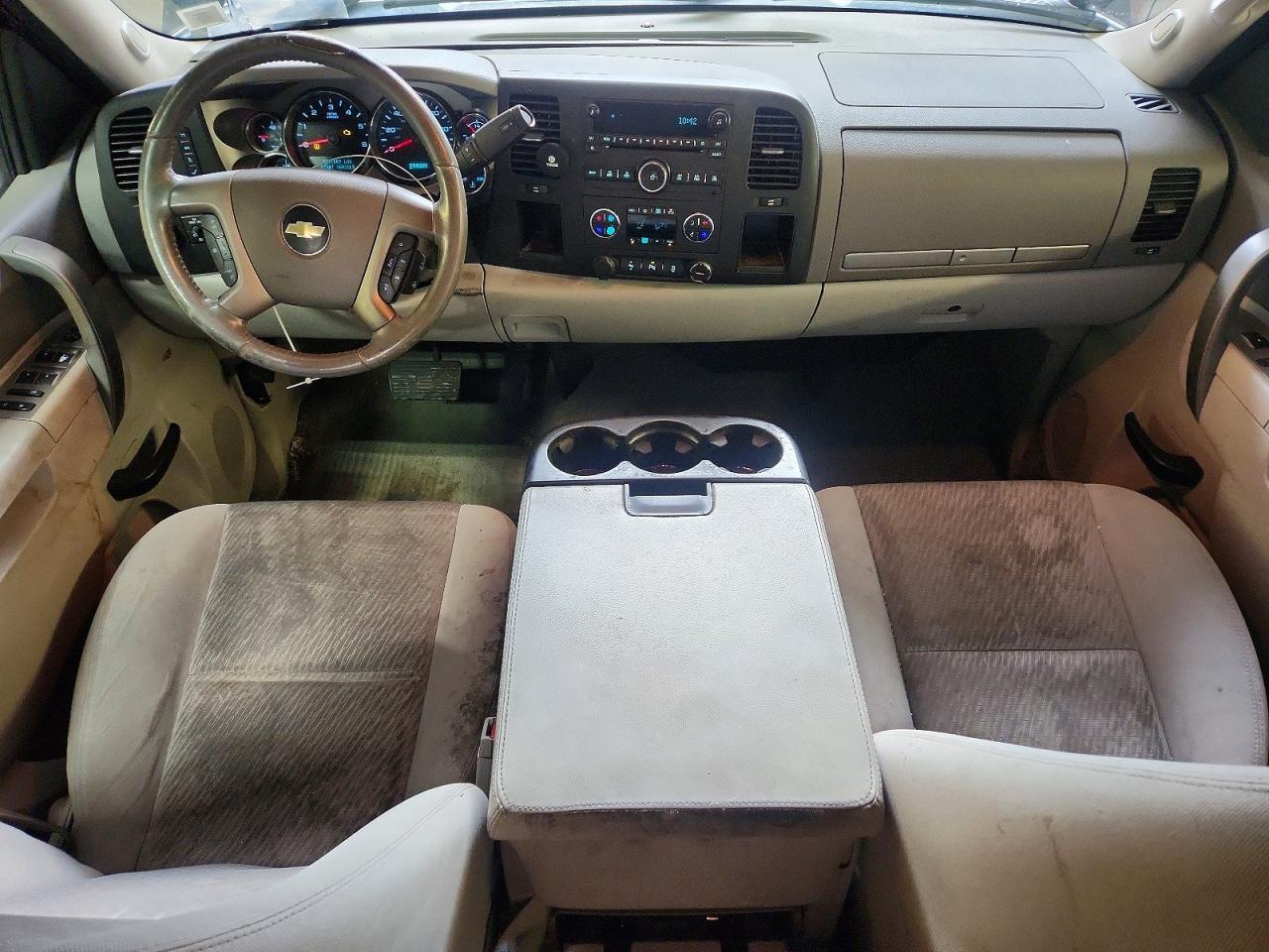 CHEVROLET SILVERADO 2012 — 9