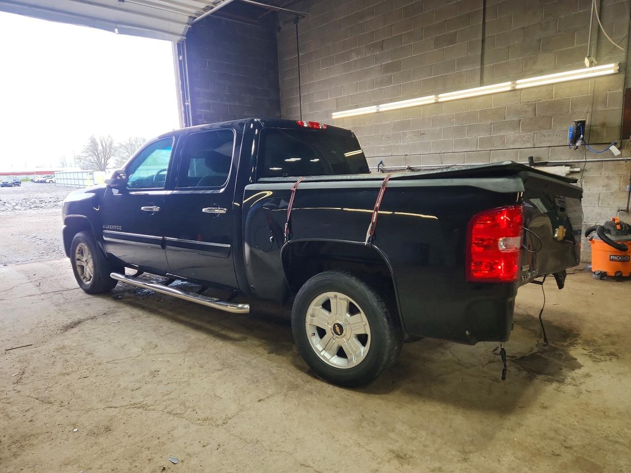 CHEVROLET SILVERADO 2012 — 3
