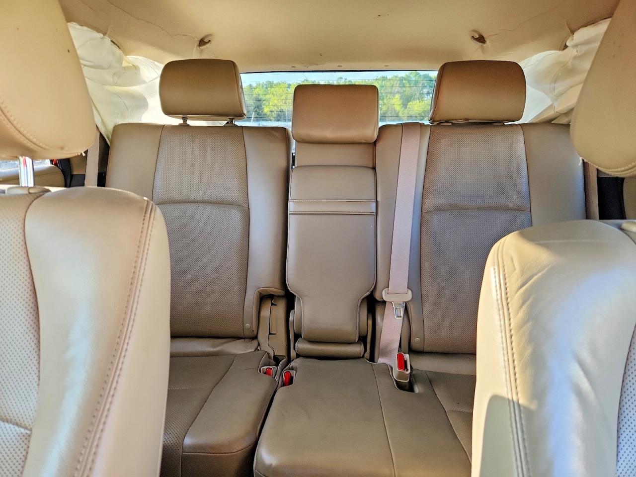 TOYOTA 4RUNNER 2014 — 11