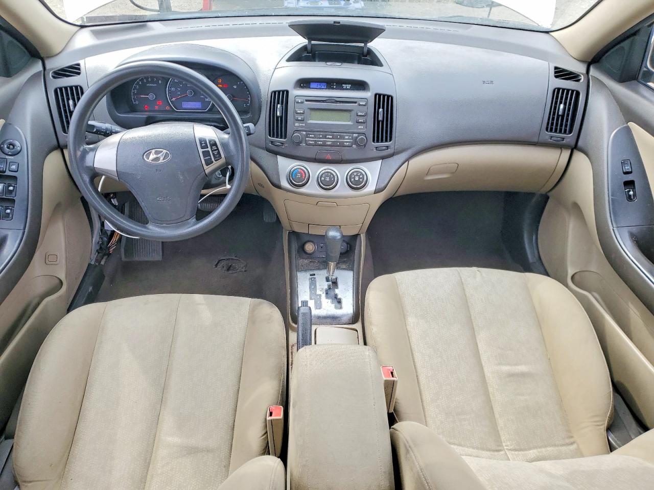 HYUNDAI ELANTRA 2010 — 9