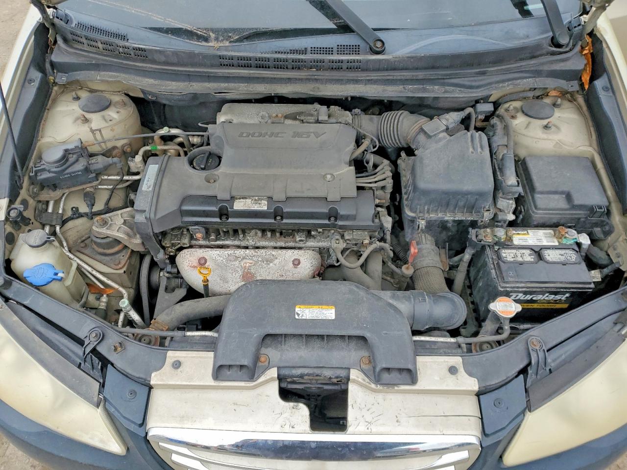 HYUNDAI ELANTRA 2010 — 12
