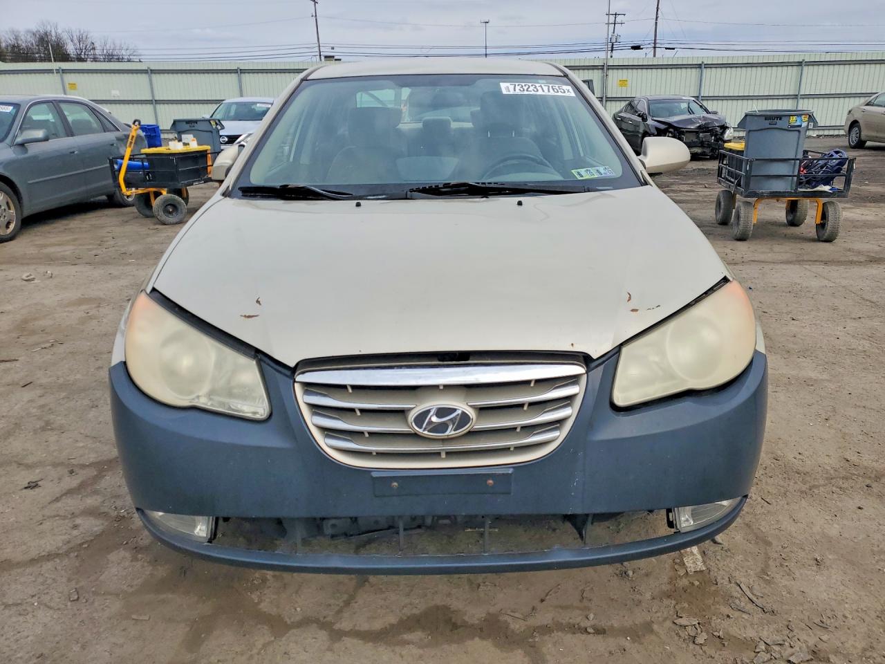 HYUNDAI ELANTRA 2010 — 6