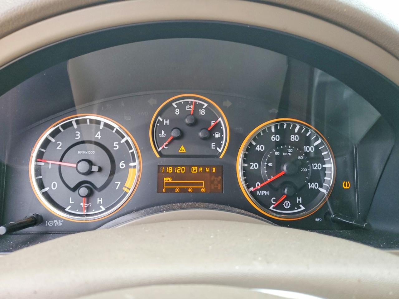 NISSAN ARMADA 2015 — 10