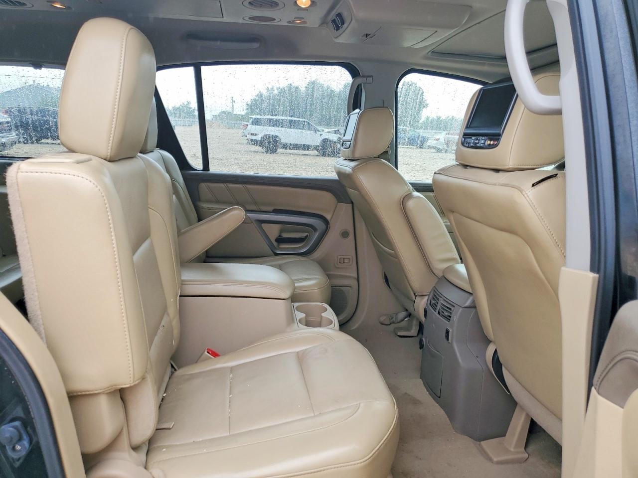 NISSAN ARMADA 2015 — 12