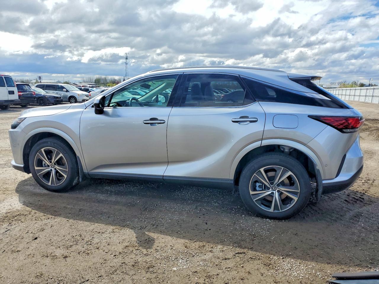 LEXUS RX 2024 — 3