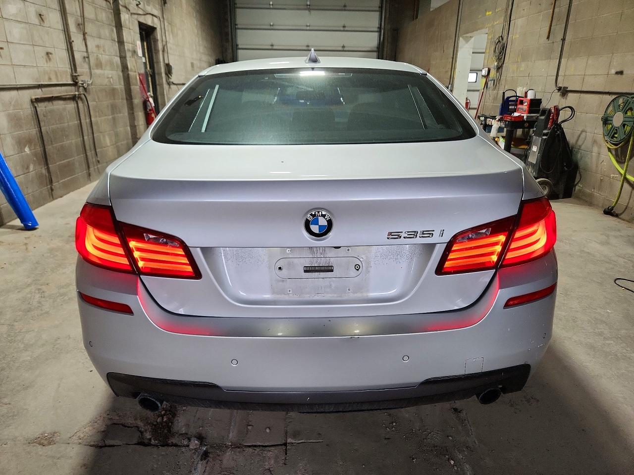 BMW 535 2011 — 7