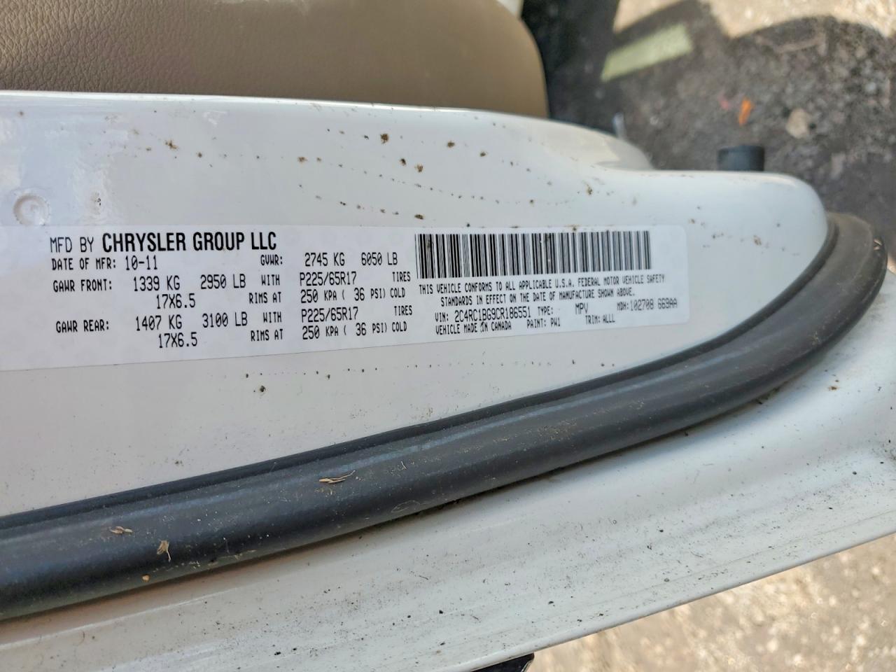 CHRYSLER TOWN & COUNTRY 2012 — 13