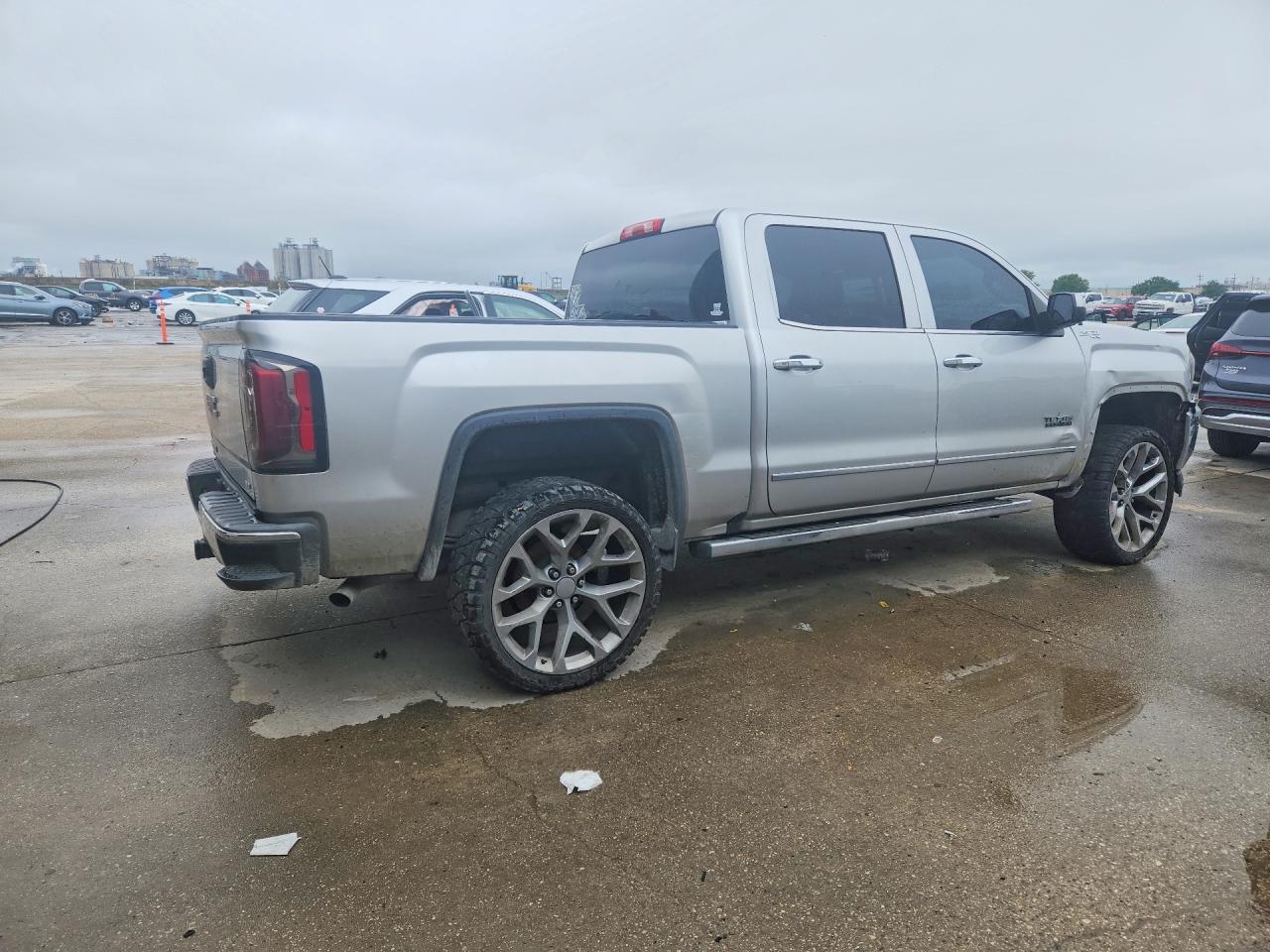 GMC SIERRA 2018 — 4