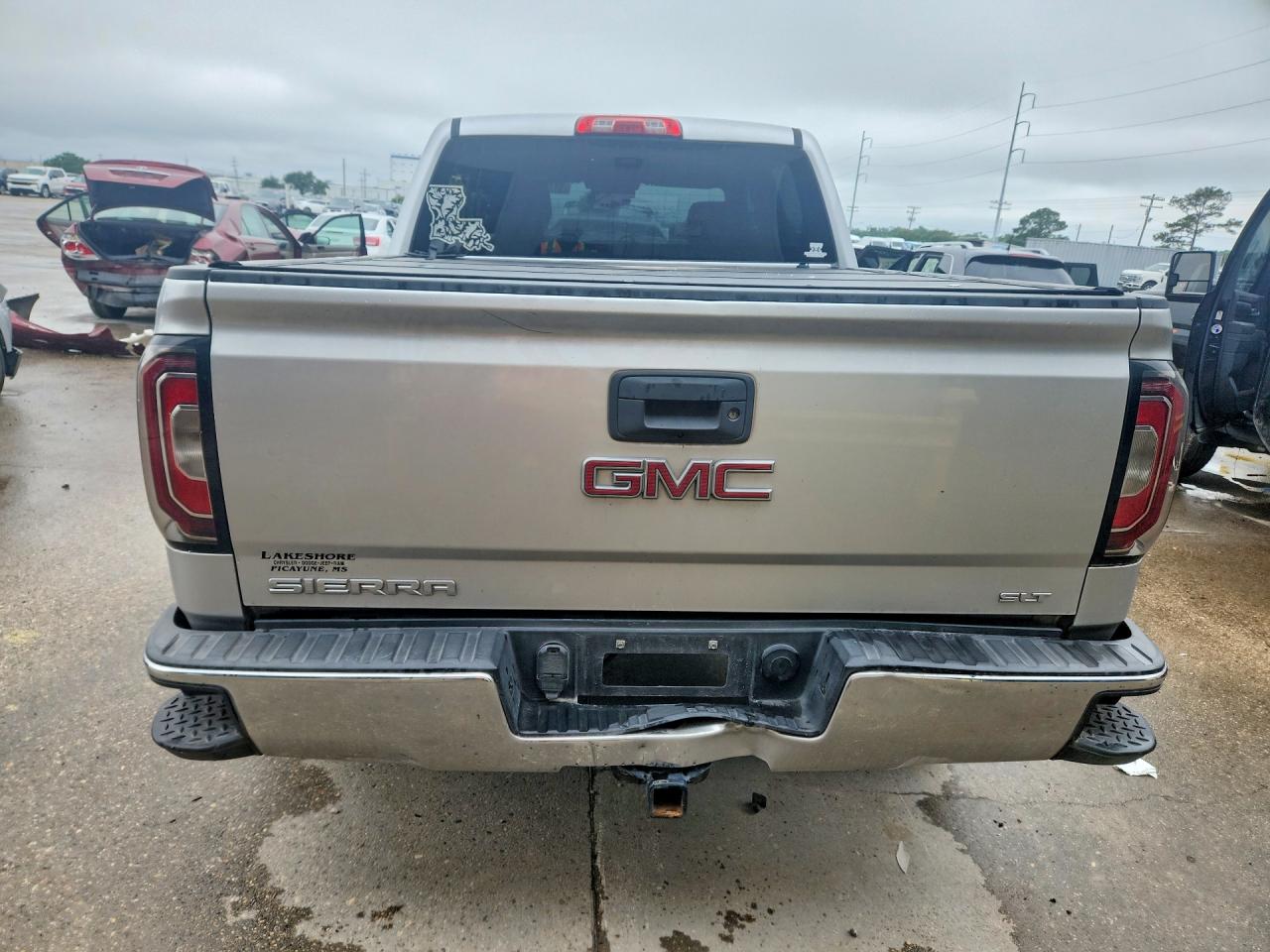 GMC SIERRA 2018 — 7