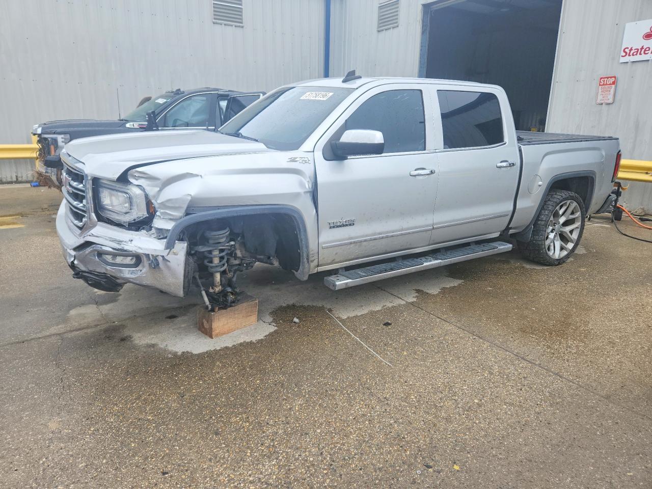 GMC SIERRA 2018 — 2