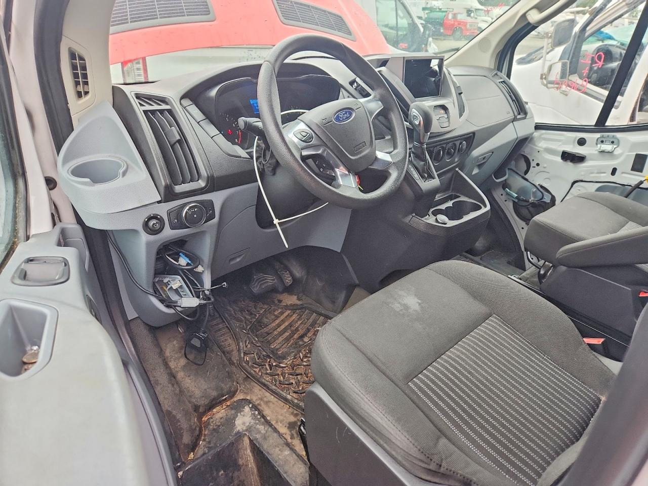 FORD TRANSIT 2019 — 9
