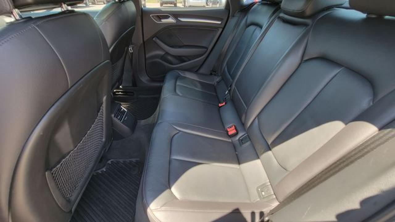 AUDI A3 2015 — 11