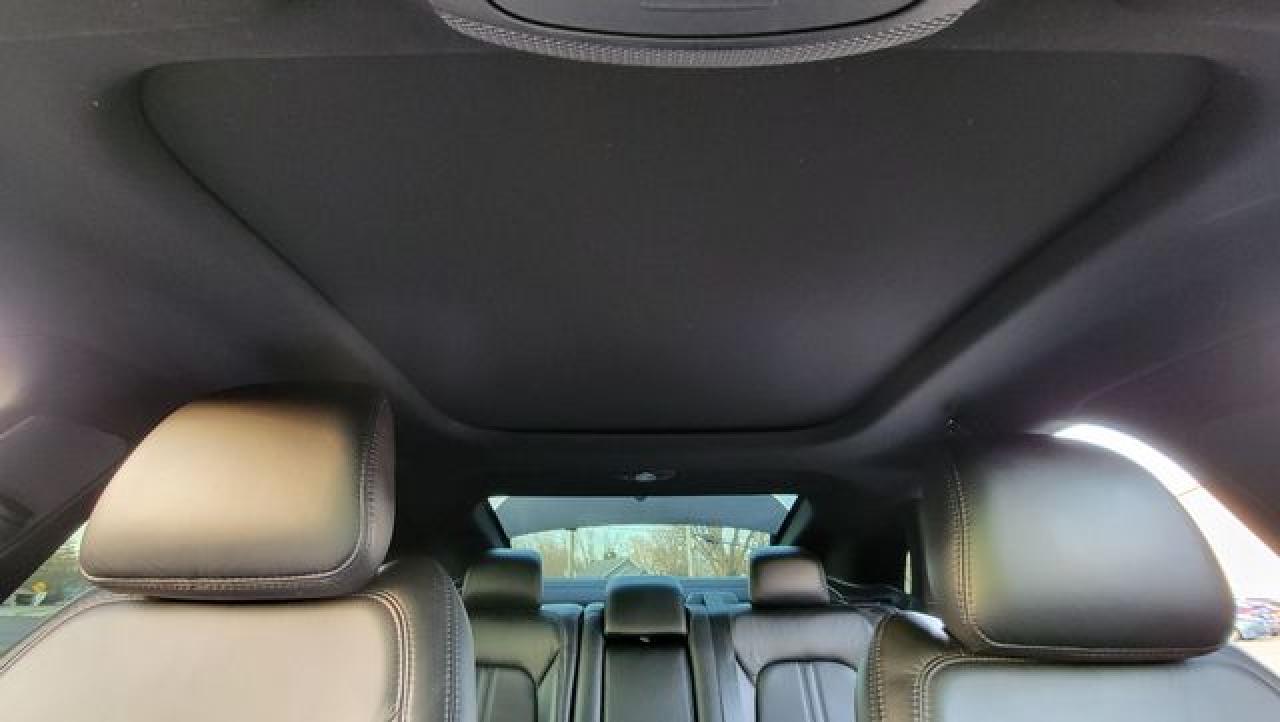 LINCOLN MKZ 2017 — 19