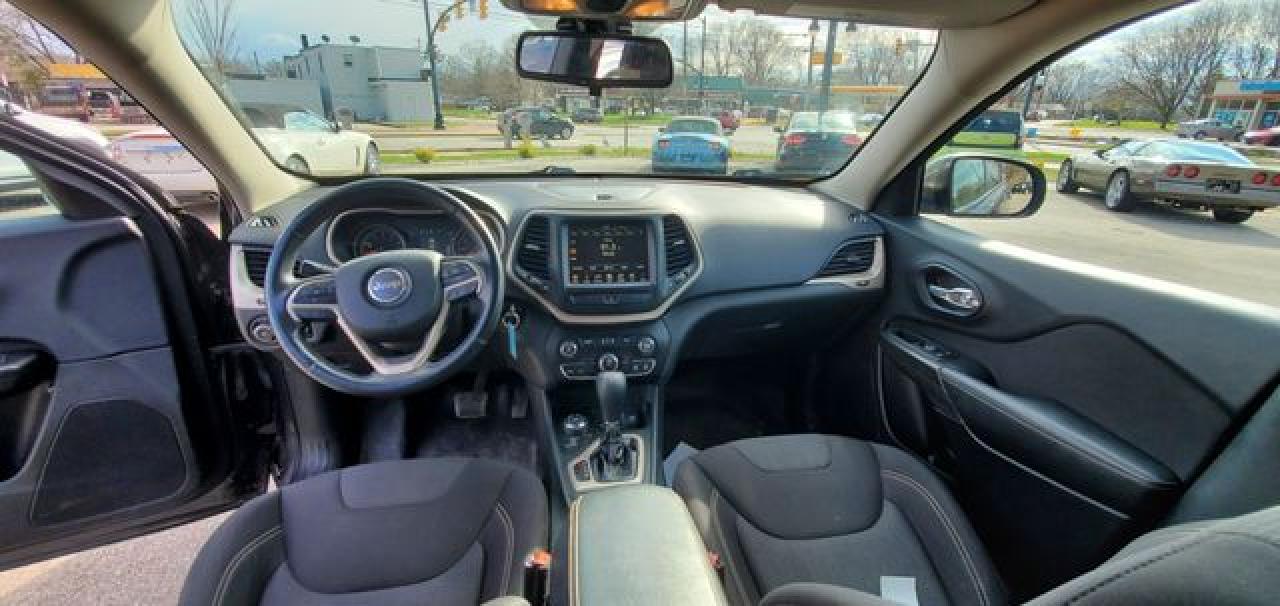 JEEP CHEROKEE 2015 — 9