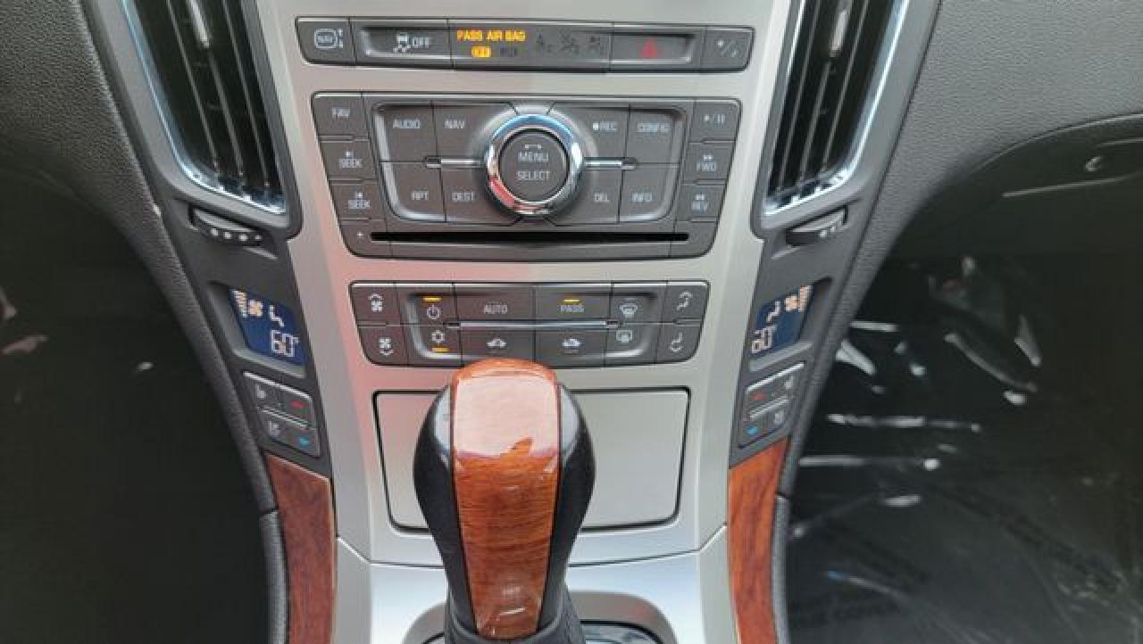 CADILLAC CTS 2013 — 21