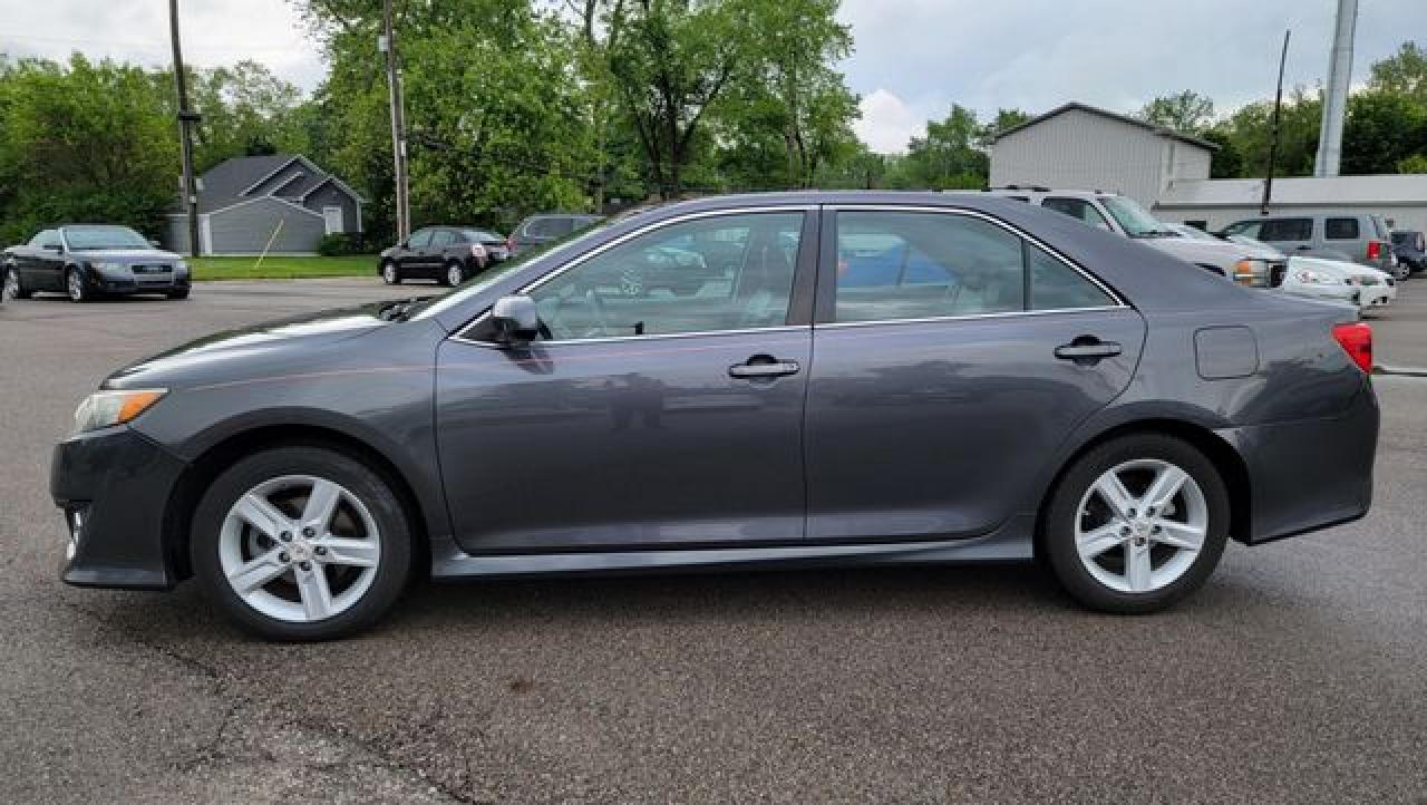 TOYOTA CAMRY 2012 — 6