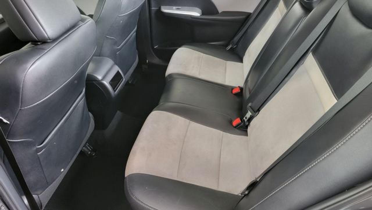 TOYOTA CAMRY 2012 — 20