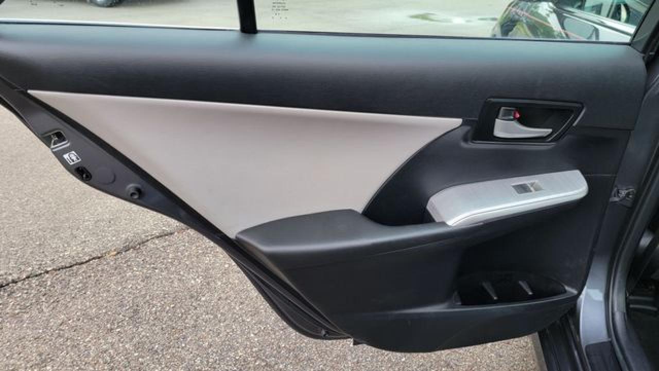 TOYOTA CAMRY 2012 — 11