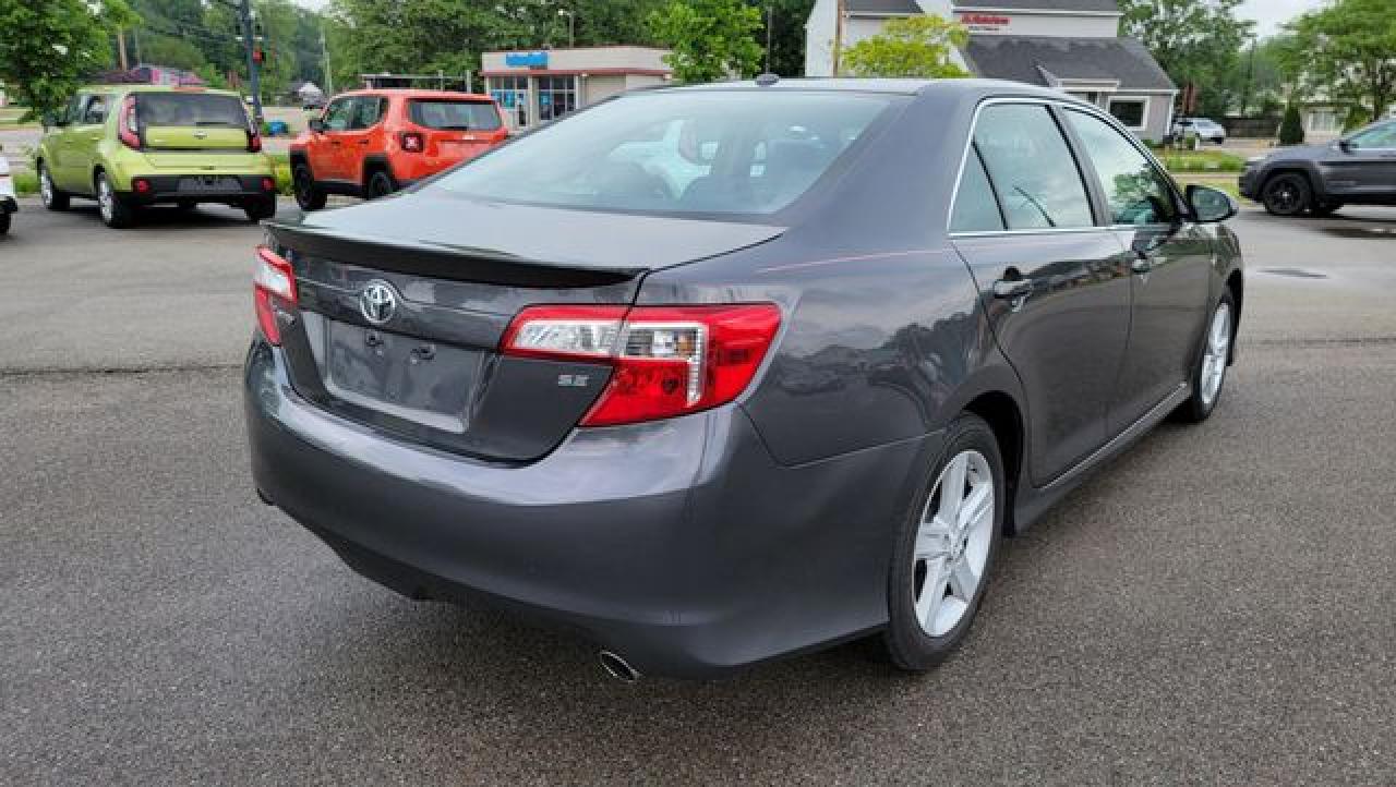 TOYOTA CAMRY 2012 — 3