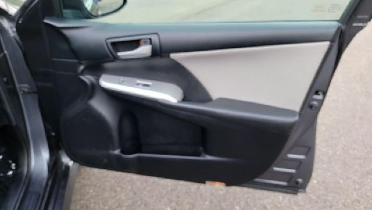 TOYOTA CAMRY 2012 — 14