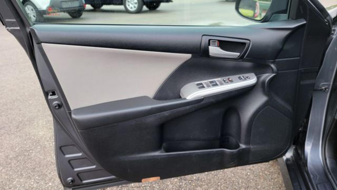 TOYOTA CAMRY 2012 — 9