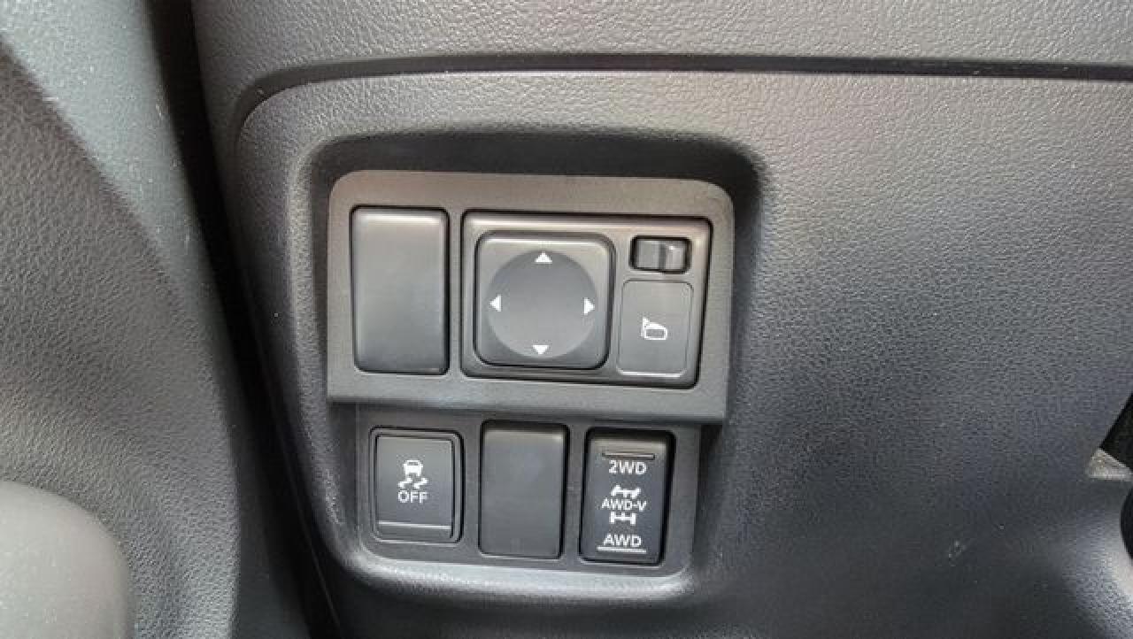NISSAN JUKE 2011 — 27