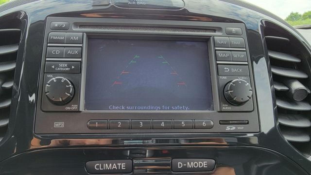 NISSAN JUKE 2011 — 22