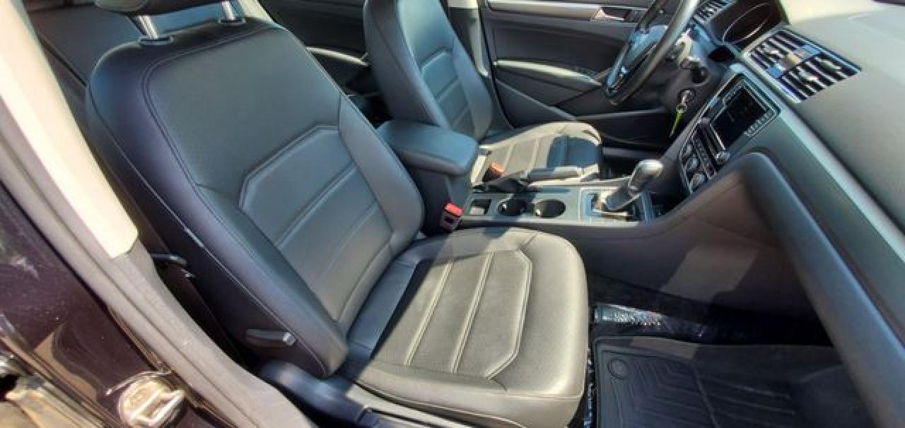 VOLKSWAGEN PASSAT 2018 — 15