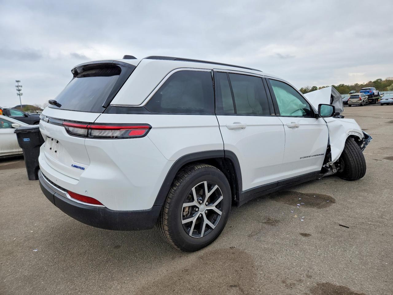 JEEP GRAND CHEROKEE 2024 — 4