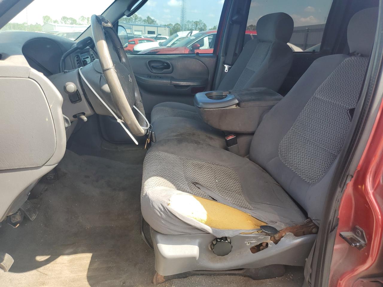 FORD F150 2003 — 8