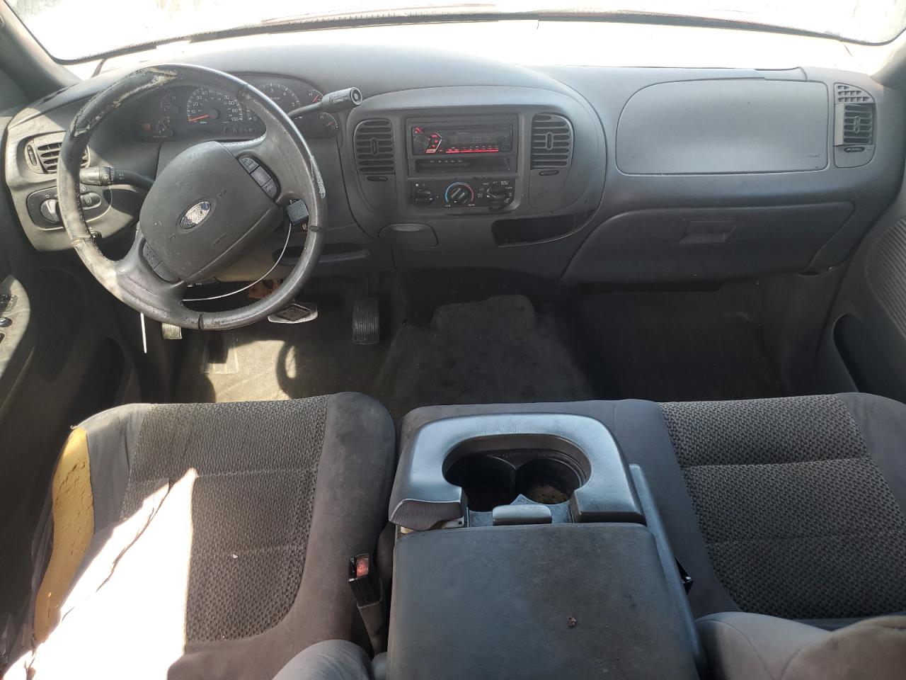 FORD F150 2003 — 9