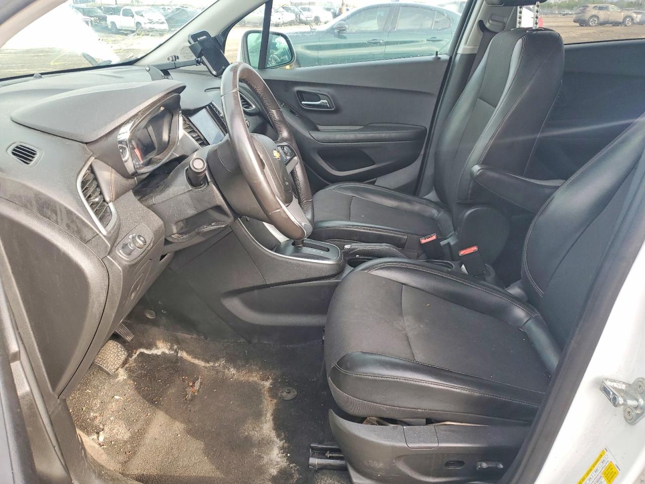 CHEVROLET TRAX 2021 — 8