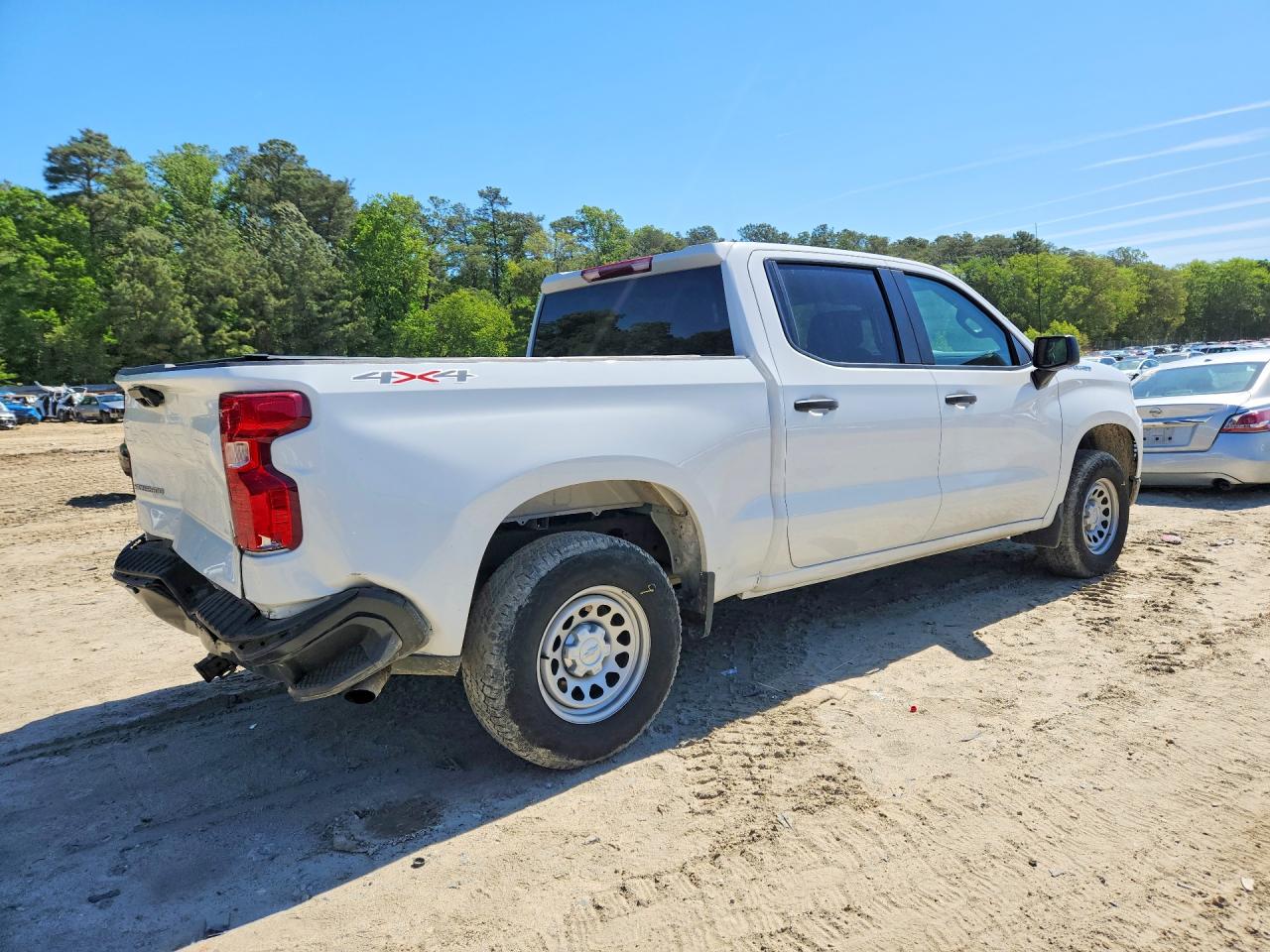 CHEVROLET SILVERADO 2025 — 4