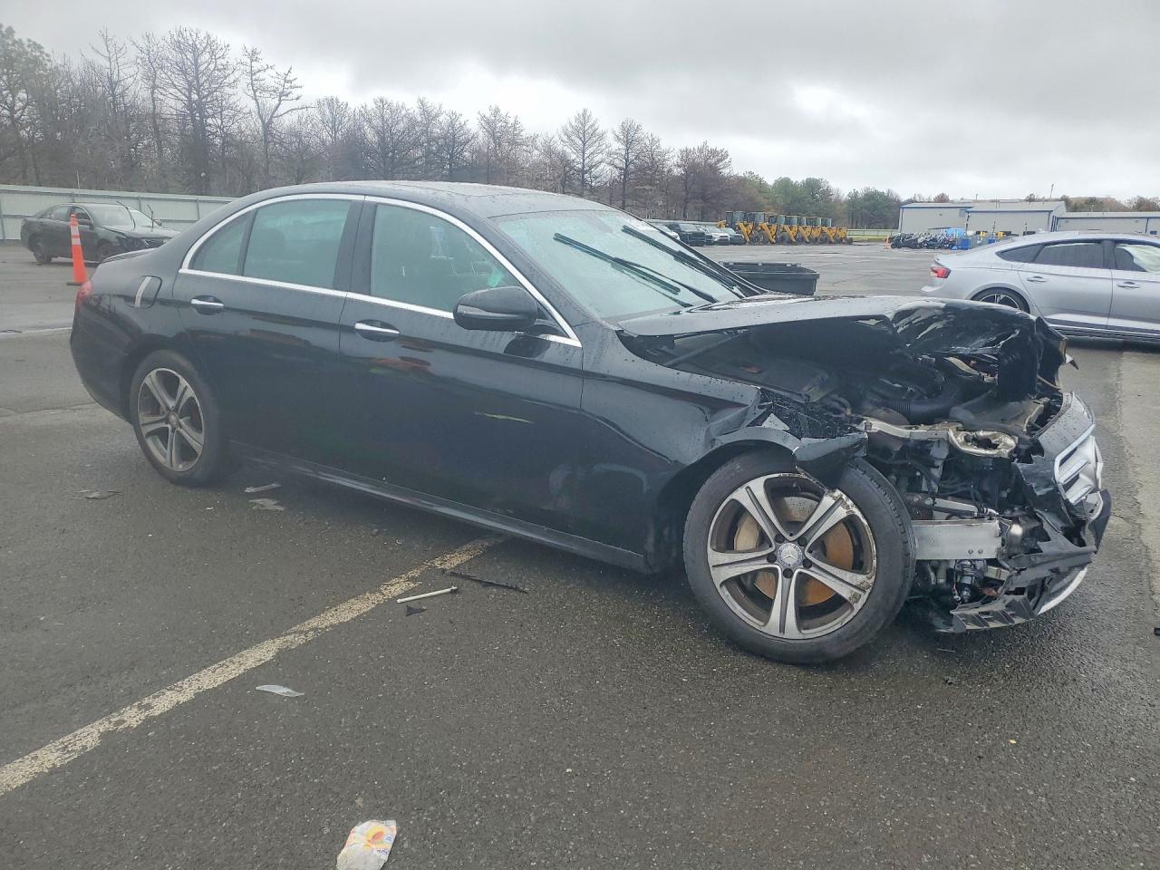 MERCEDES-BENZ E 2017 — 5