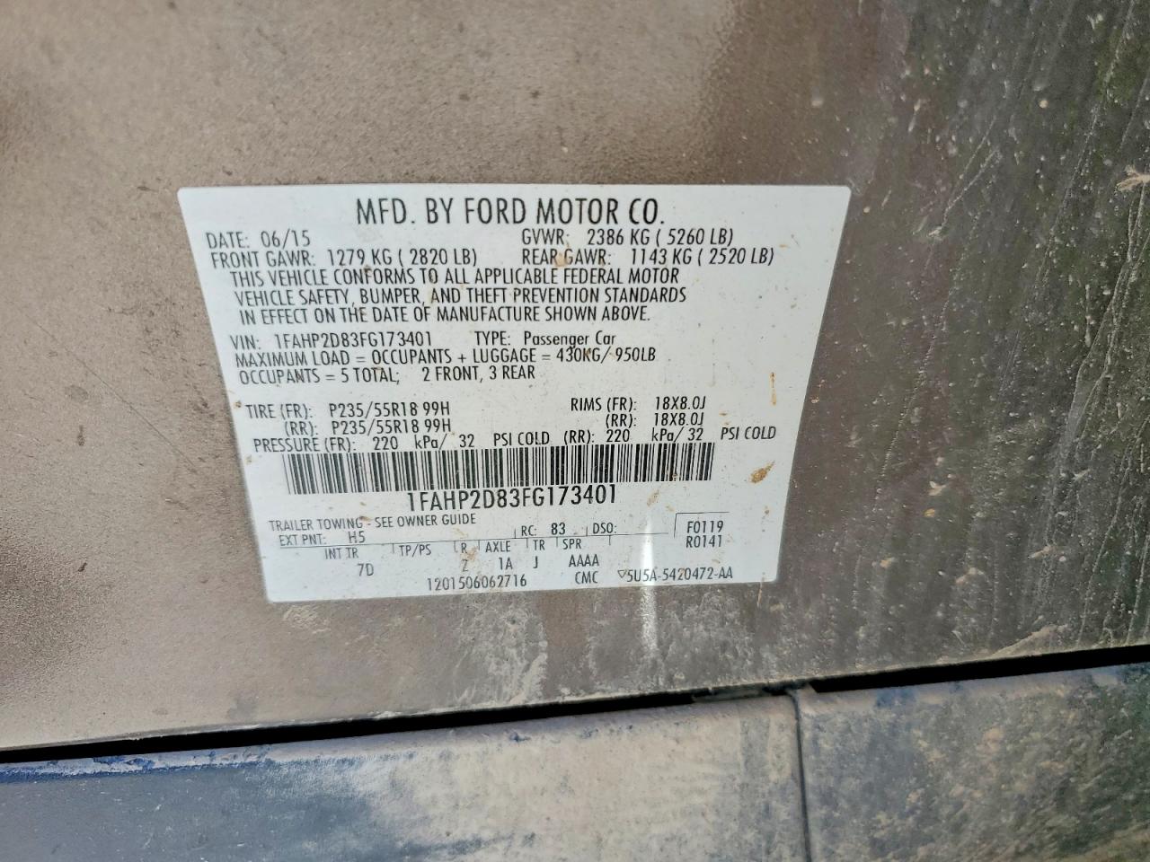 FORD TAURUS 2015 — 13