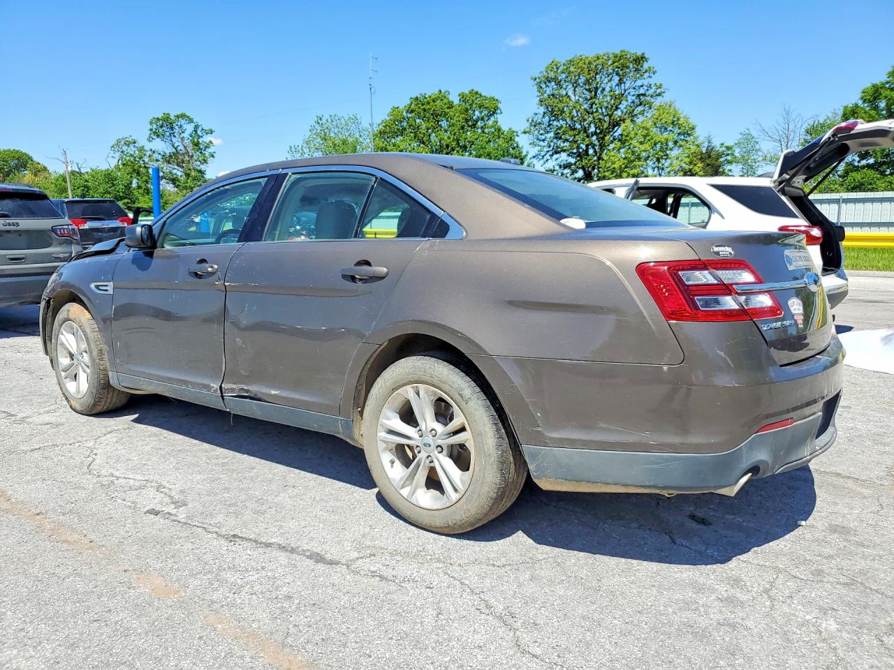 FORD TAURUS 2015 — 3