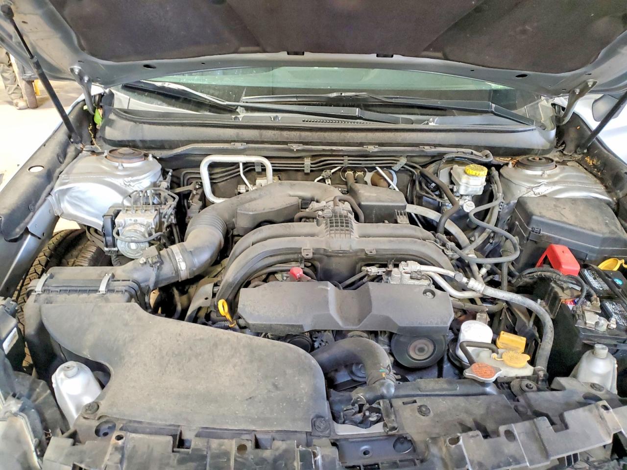 SUBARU OUTBACK 2019 — 13