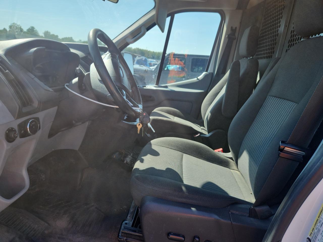 FORD TRANSIT 2015 — 8