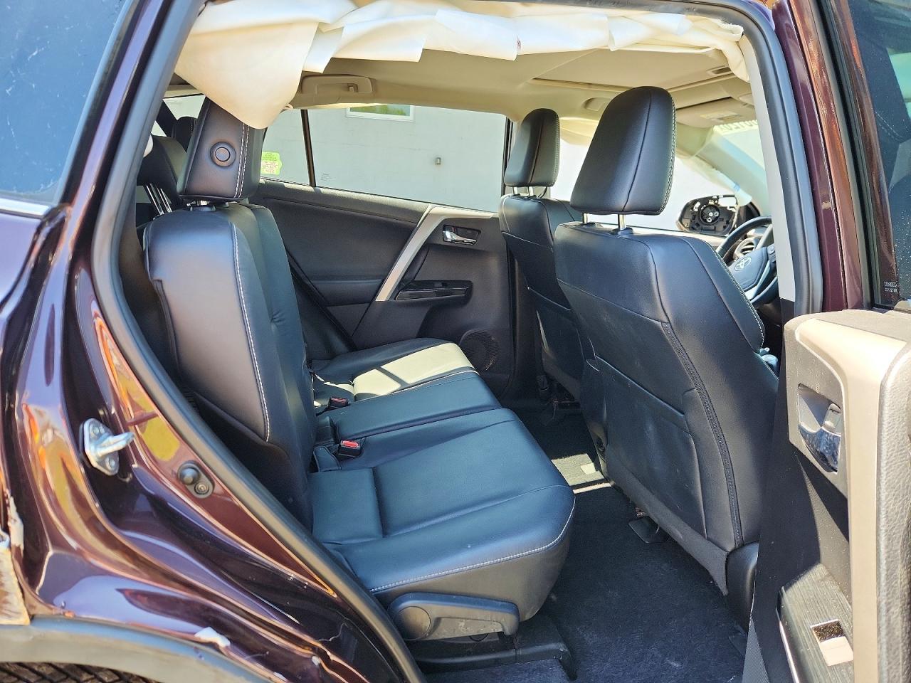 TOYOTA RAV4 2017 — 12