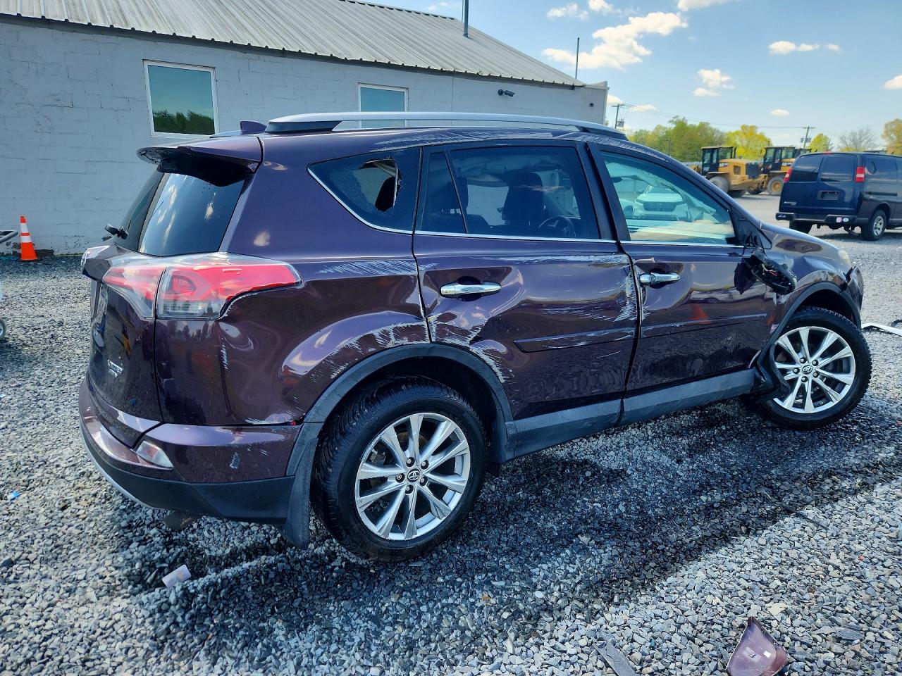 TOYOTA RAV4 2017 — 4