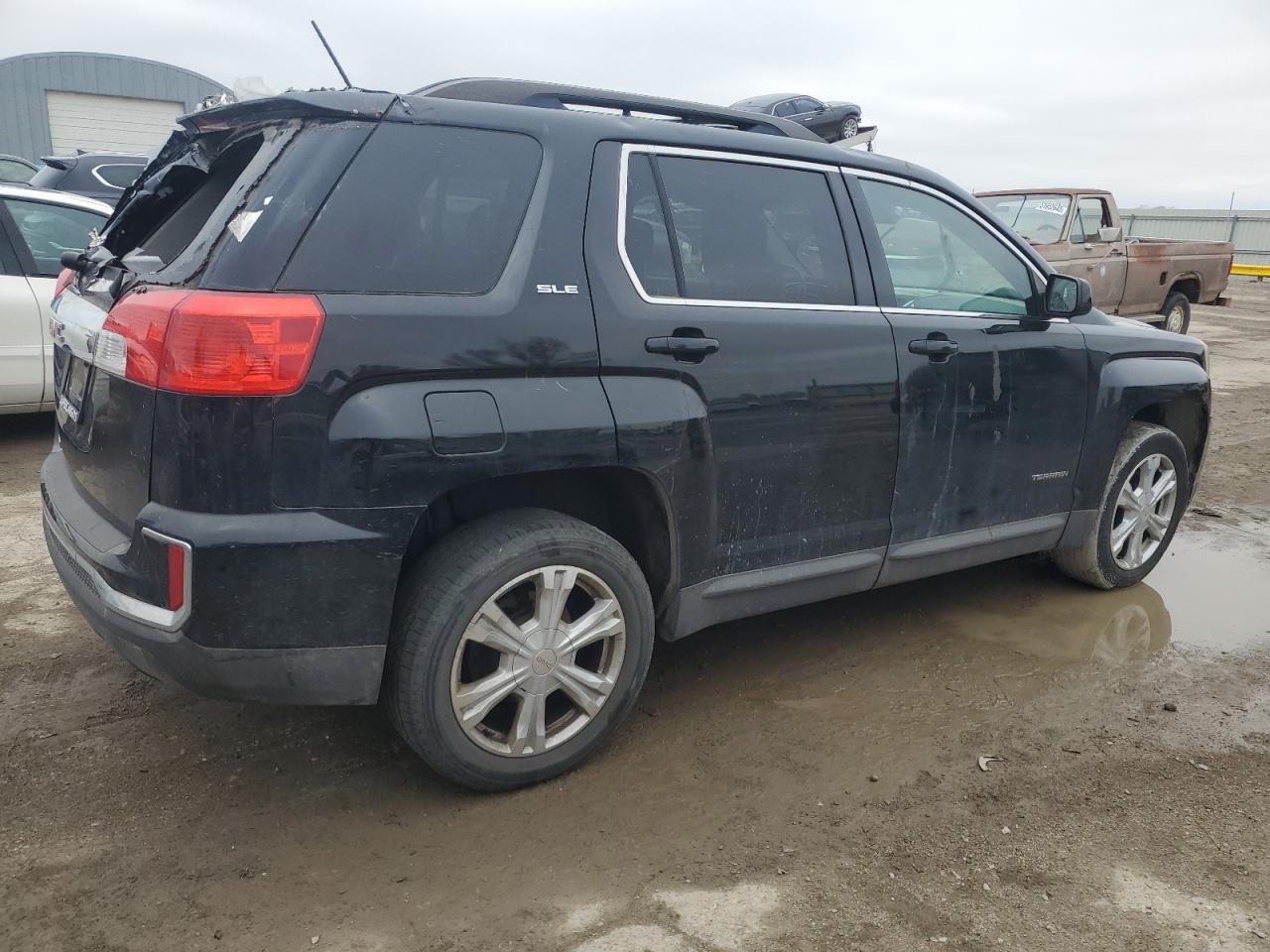 GMC TERRAIN 2017 — 4