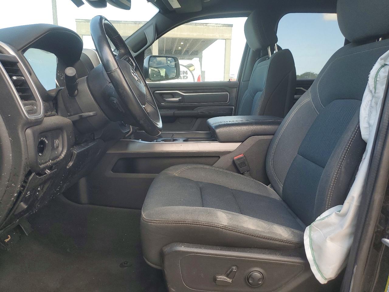 RAM 1500 2022 — 8