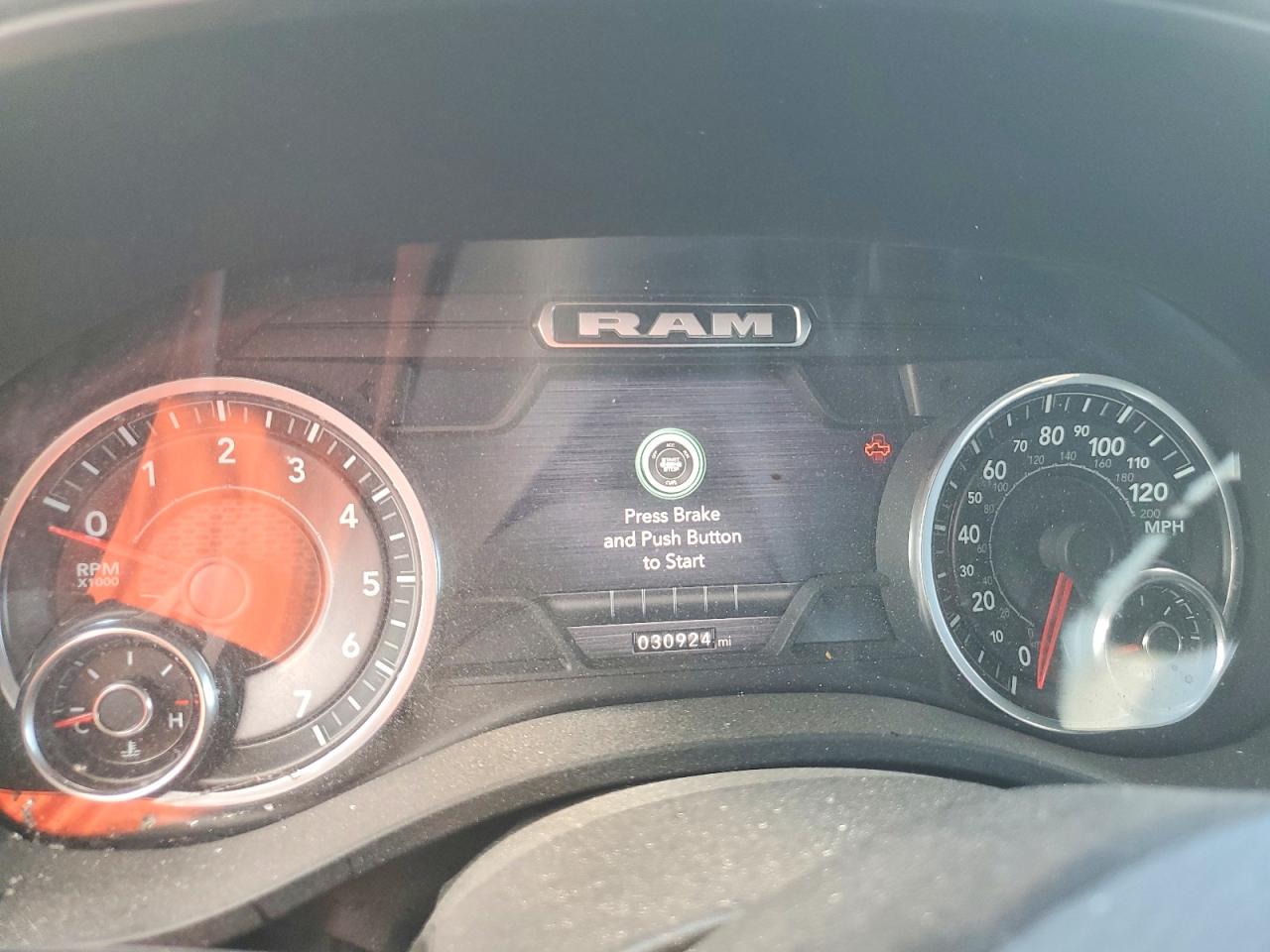 RAM 1500 2022 — 10