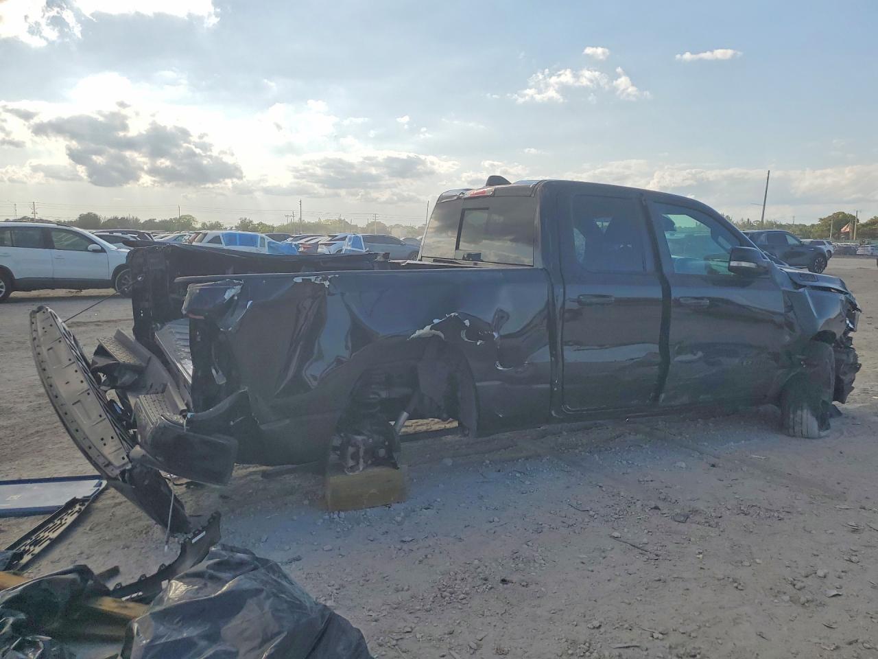 RAM 1500 2022 — 4
