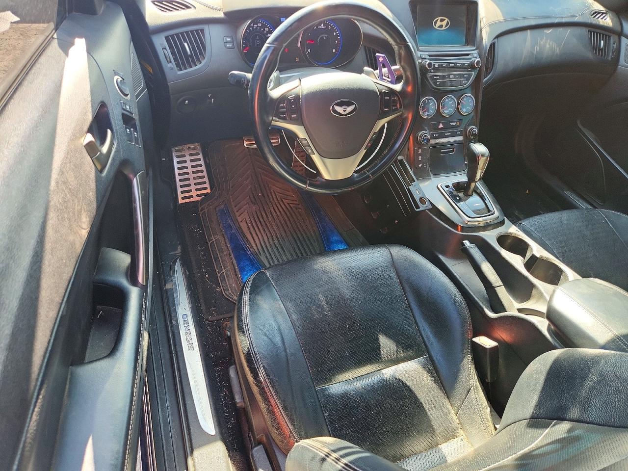HYUNDAI GENESIS 2016 — 9