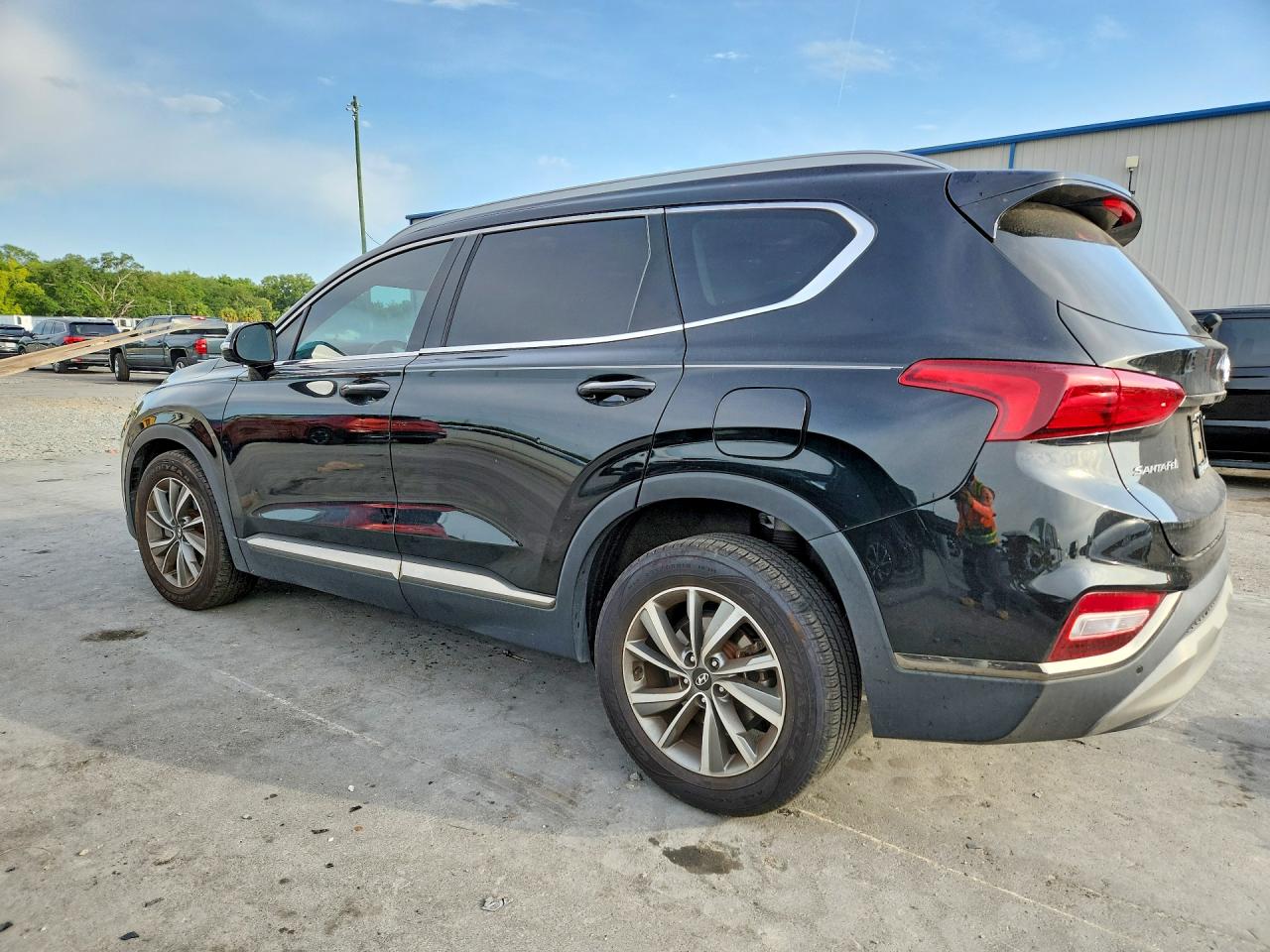HYUNDAI SANTA FE 2019 — 3