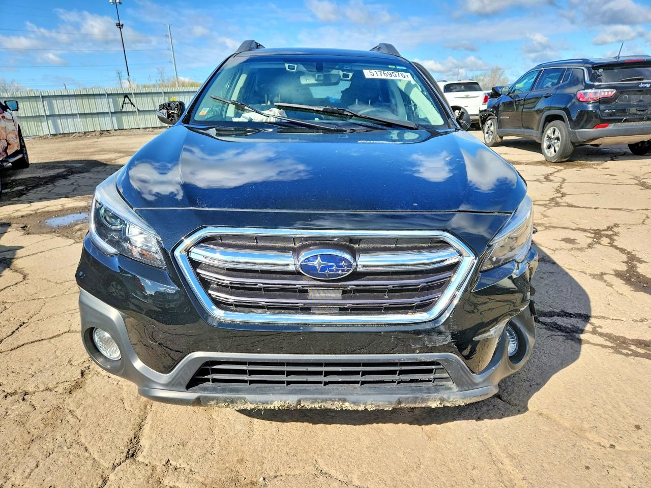 SUBARU OUTBACK 2019 — 6