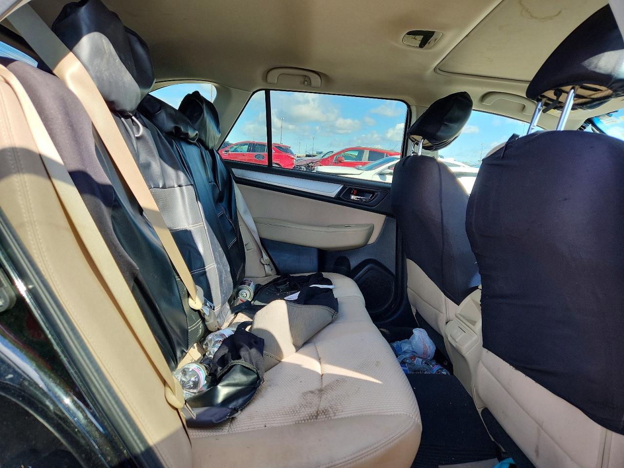 SUBARU OUTBACK 2019 — 12