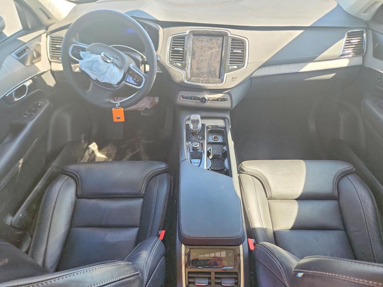 VOLVO XC90 2025 — 9