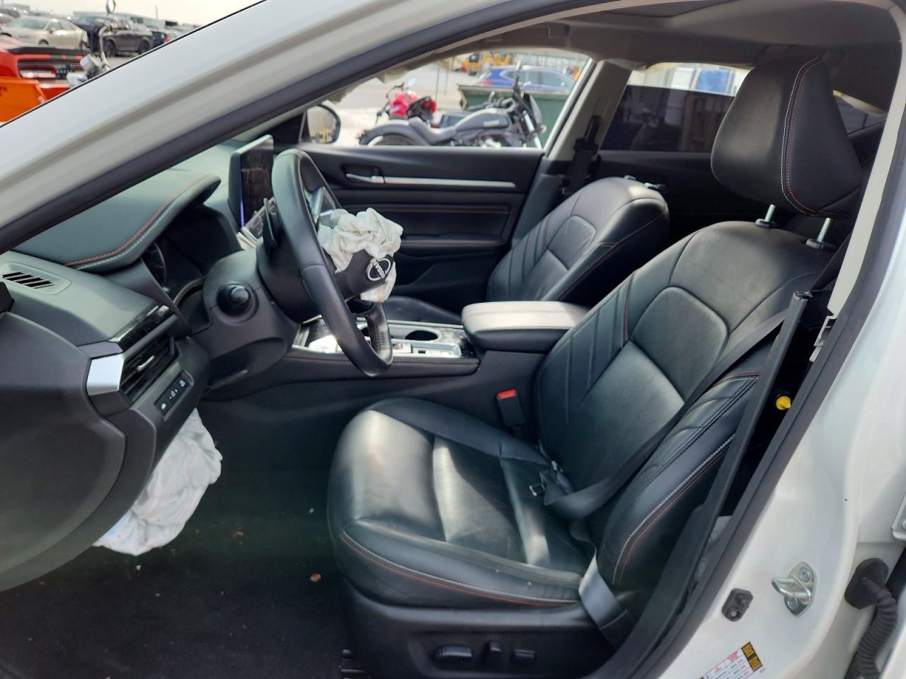 NISSAN ALTIMA 2023 — 8